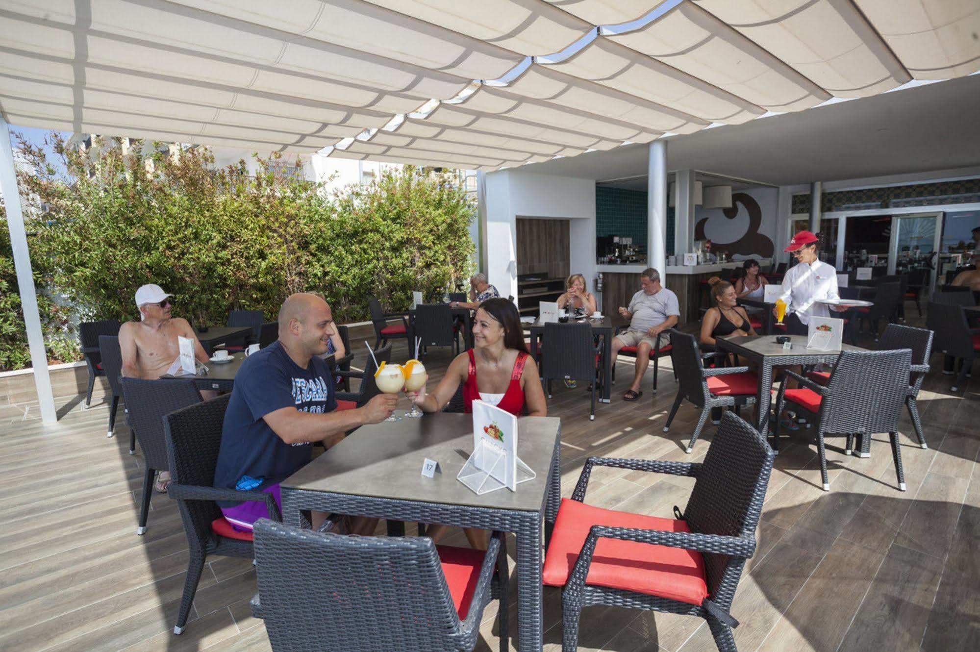 Hotel Riu Monica - Adults Only เนร์คา ภายนอก รูปภาพ